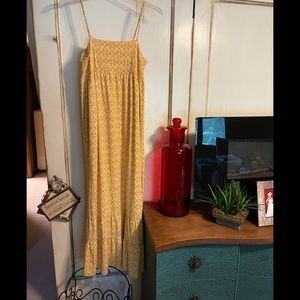 Maxi dress with pockets